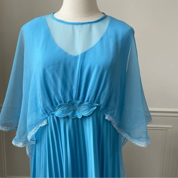 Vintage 70s Formal Gown Bridesmaid Prom Dress Turquoise Capulet Pleats Drama 14 - Picture 2 of 9